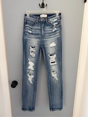 BKE Distressed Light Blue Skinny Jeans